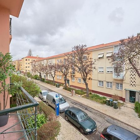 Sunny Renovated Apt With Ac, By Timecooler Lisbon Luaran gambar