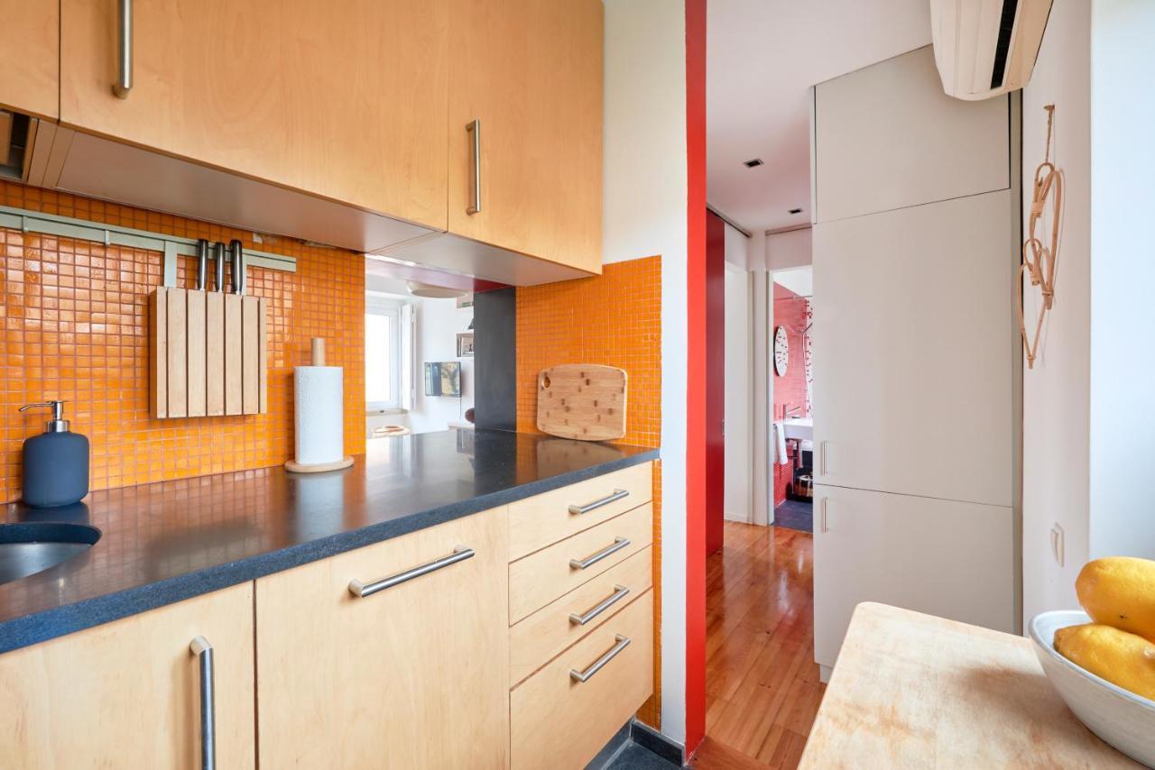 Sunny Renovated Apt With Ac, By Timecooler Lisbon Luaran gambar