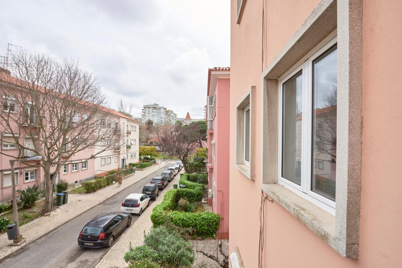 Sunny Renovated Apt With Ac, By Timecooler Lisbon Luaran gambar